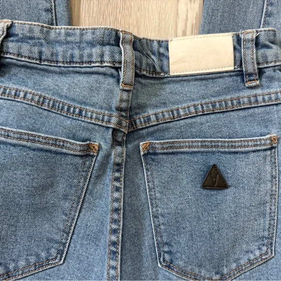 A Brand ‘94 High slim light wash jeans size 24 - Picture 5 of 9